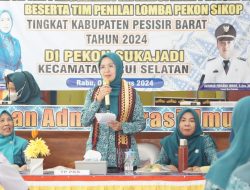 Ketua TP-PKK Septi Heri Agusnaeni Buka Lomba Pekon Sikop di Suka Jadi