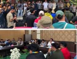Aliansi Merah Putih Berorasi Damai Di Gedung DPRD Way Kanan